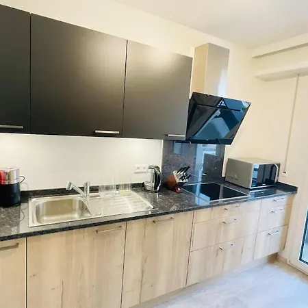 Luxury 3 Bedrooms In Center With Terrace And Parking -bon1 Luxemburg