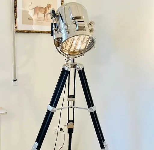 Luxury 3 Bedrooms In Center With Terrace And Parking -bon1 דירה *